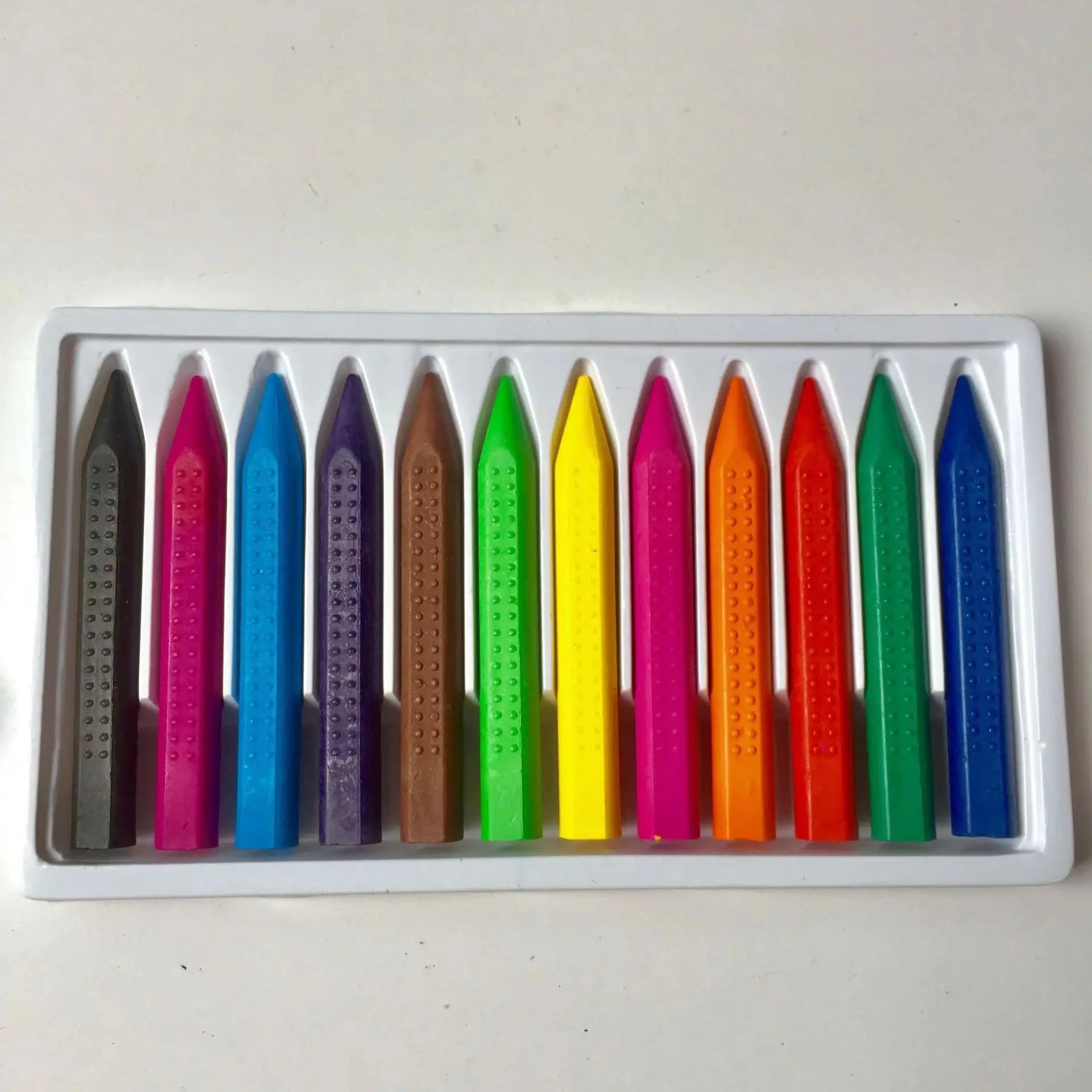 12Colors Wax Crayon Do not Dirty Hands Washable Crayons Drawing Painting Crayon Sticks Colored Wax Crayons Art Supply