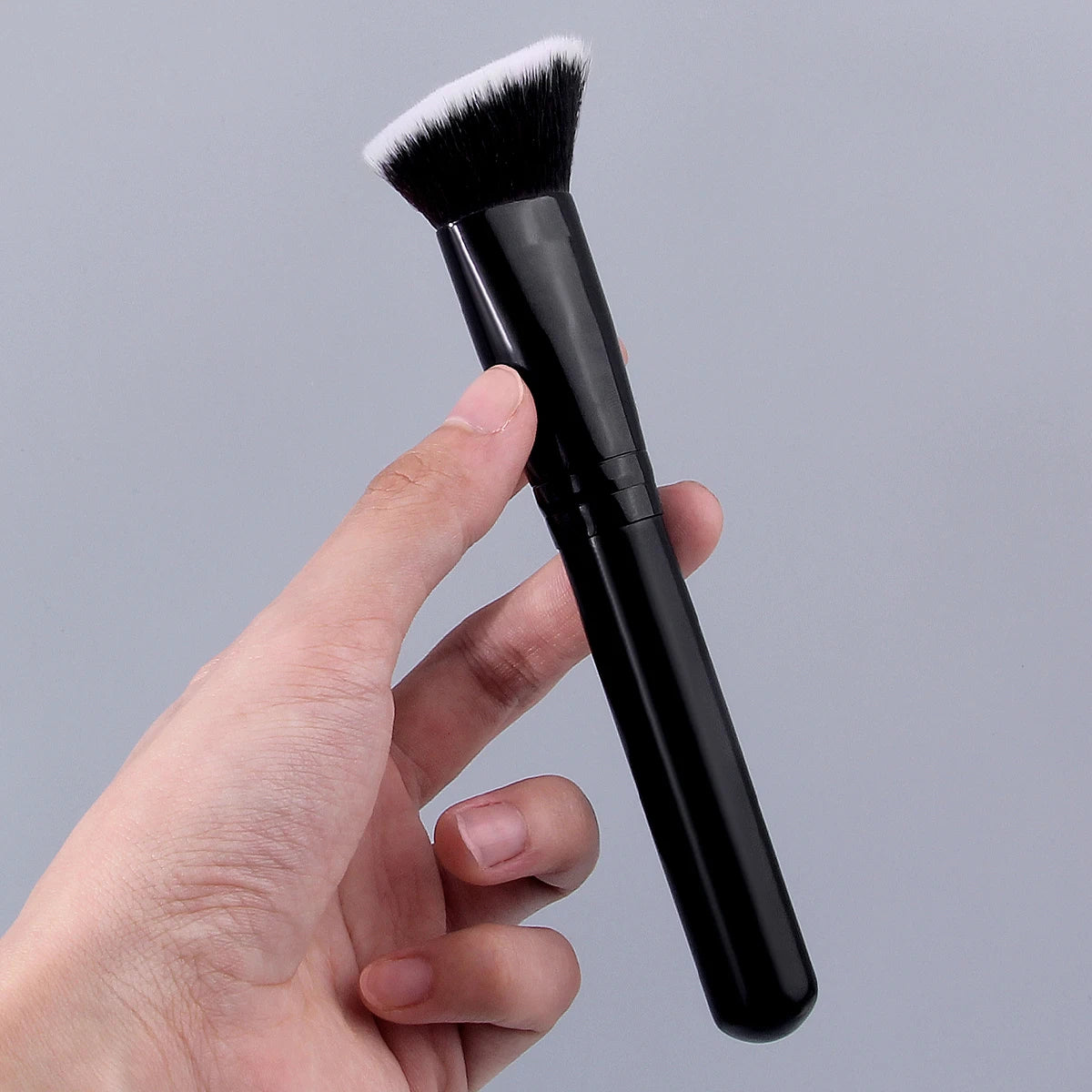 1PCS soft angled makeup brush, blush brush, contouring brush, powder brush, setting brush, contour brush, portable beauty tools